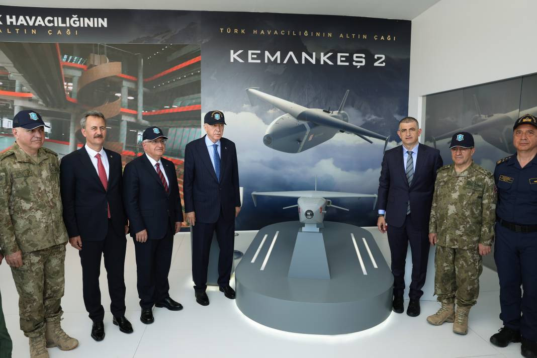 Erdoğan Savunma Sanayii Fuarı'nı gezdi - Resim: 38